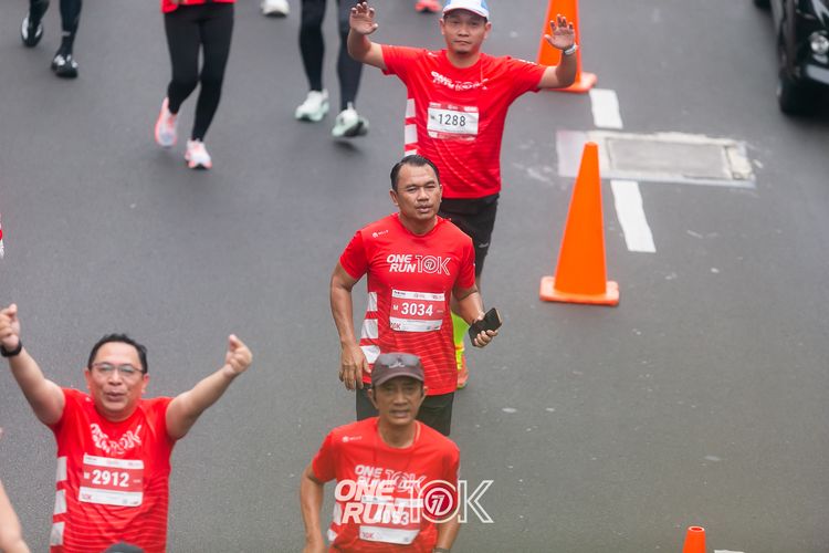 Race photo from ONE RUN 10K 2025