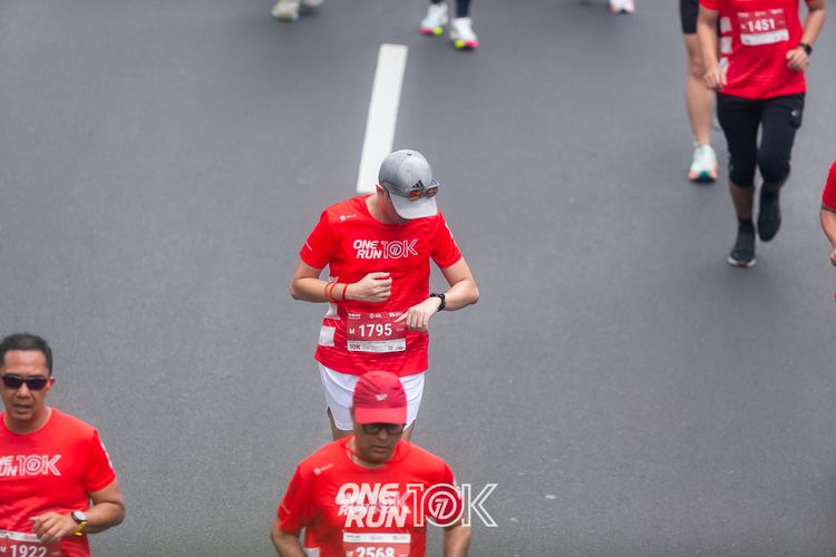 Race photo from ONE RUN 10K 2025