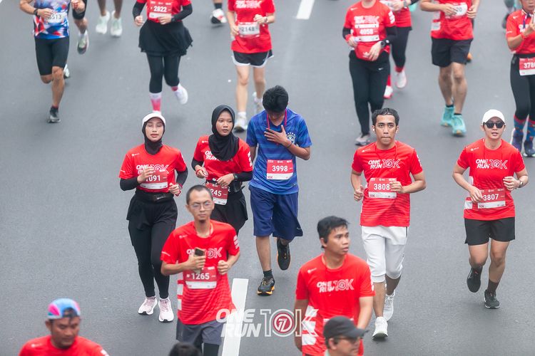 Race photo from ONE RUN 10K 2025