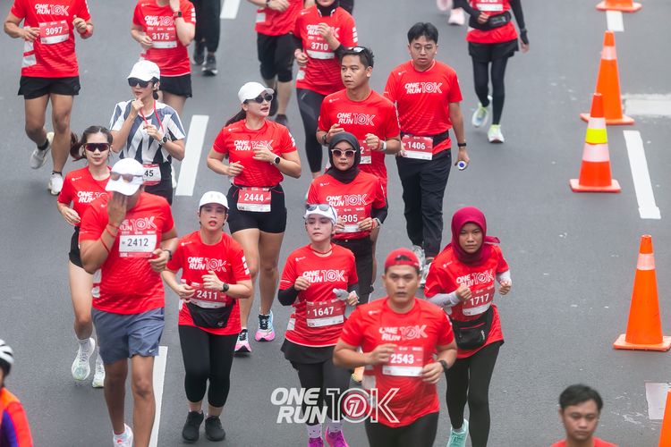 Race photo from ONE RUN 10K 2025
