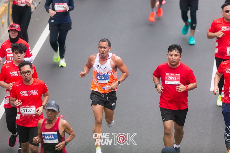 Race photo from ONE RUN 10K 2025