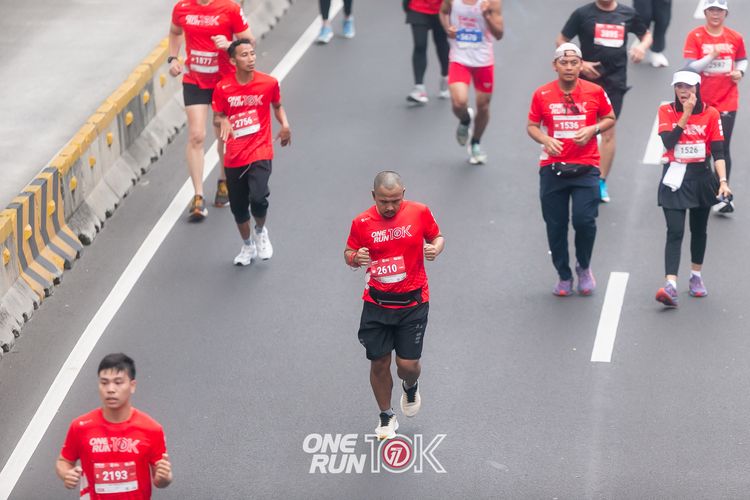 Race photo from ONE RUN 10K 2025