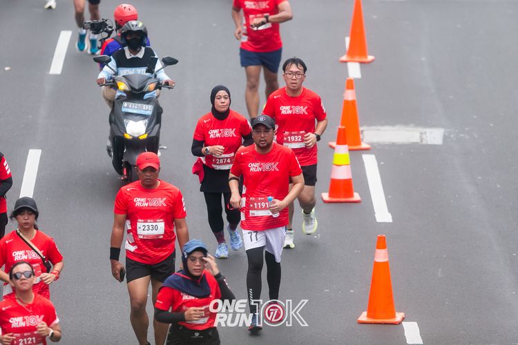 Race photo from ONE RUN 10K 2025