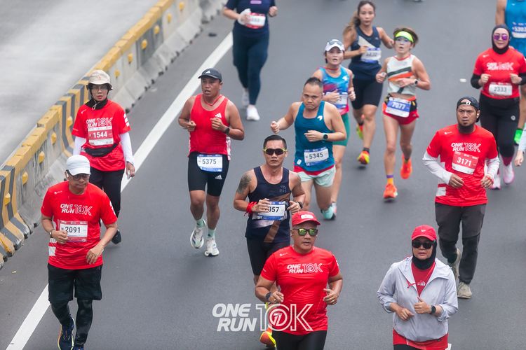 Race photo from ONE RUN 10K 2025