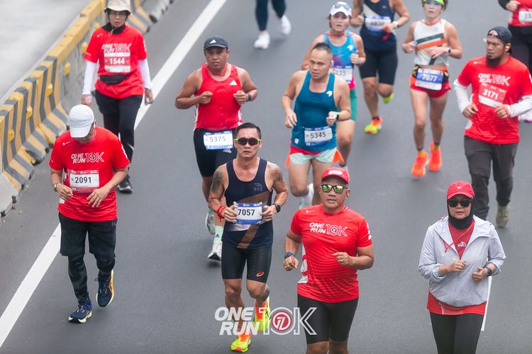 Race photo from ONE RUN 10K 2025