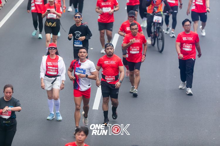 Race photo from ONE RUN 10K 2025