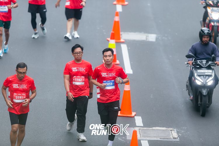 Race photo from ONE RUN 10K 2025