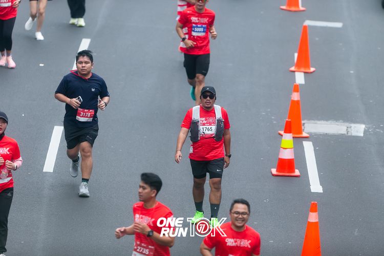 Race photo from ONE RUN 10K 2025