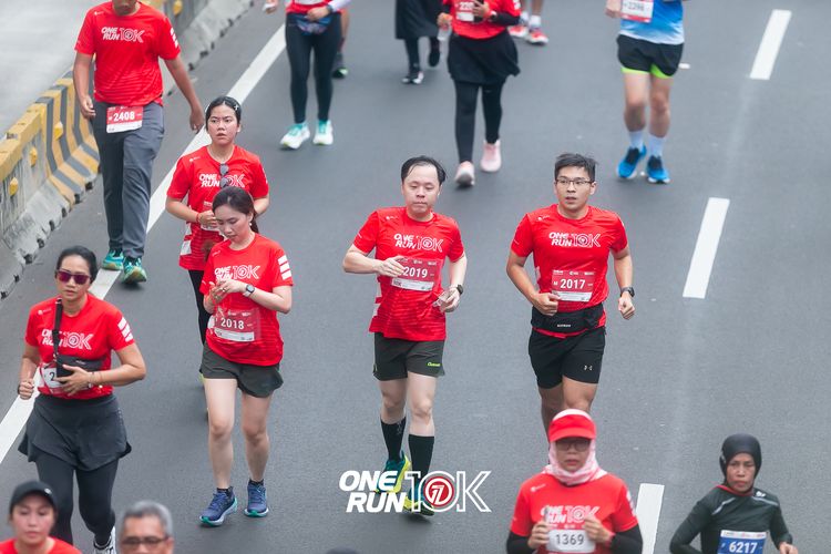 Race photo from ONE RUN 10K 2025