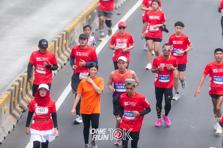 Race photo from ONE RUN 10K 2025