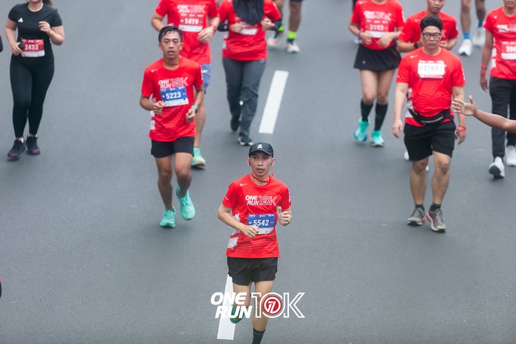 Race photo from ONE RUN 10K 2025