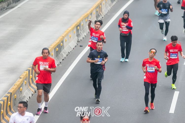 Race photo from ONE RUN 10K 2025