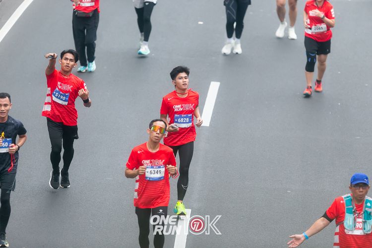 Race photo from ONE RUN 10K 2025