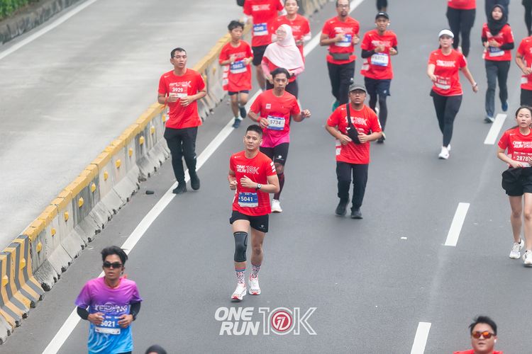 Race photo from ONE RUN 10K 2025