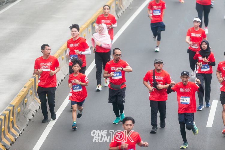 Race photo from ONE RUN 10K 2025