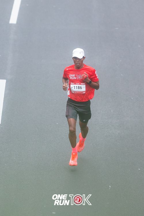 Race photo from ONE RUN 10K 2025