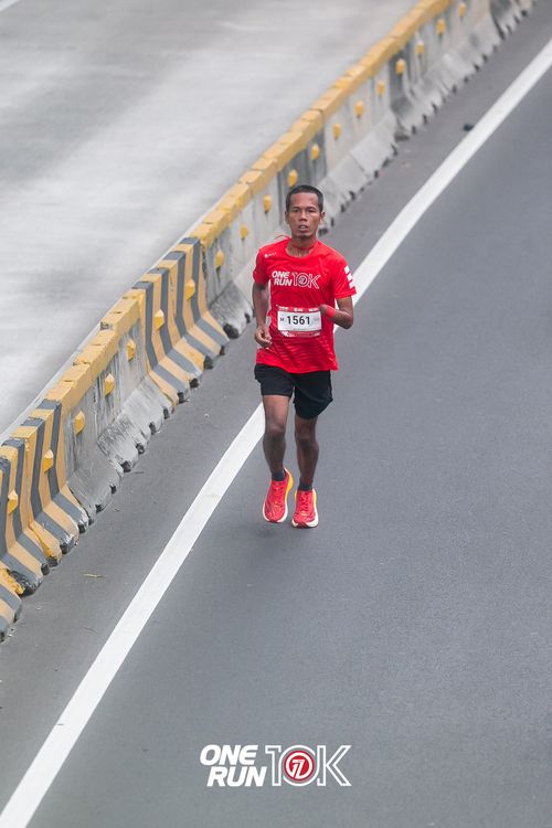 Race photo from ONE RUN 10K 2025