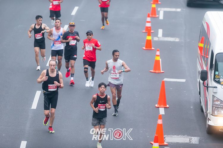 Race photo from ONE RUN 10K 2025