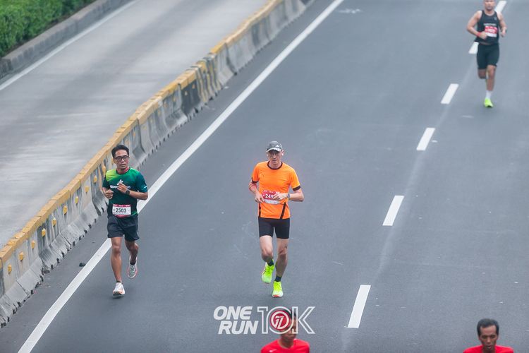 Race photo from ONE RUN 10K 2025