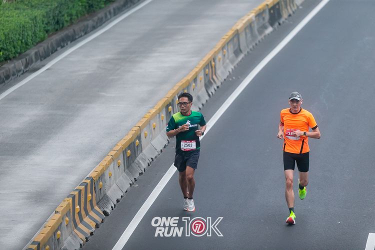 Race photo from ONE RUN 10K 2025