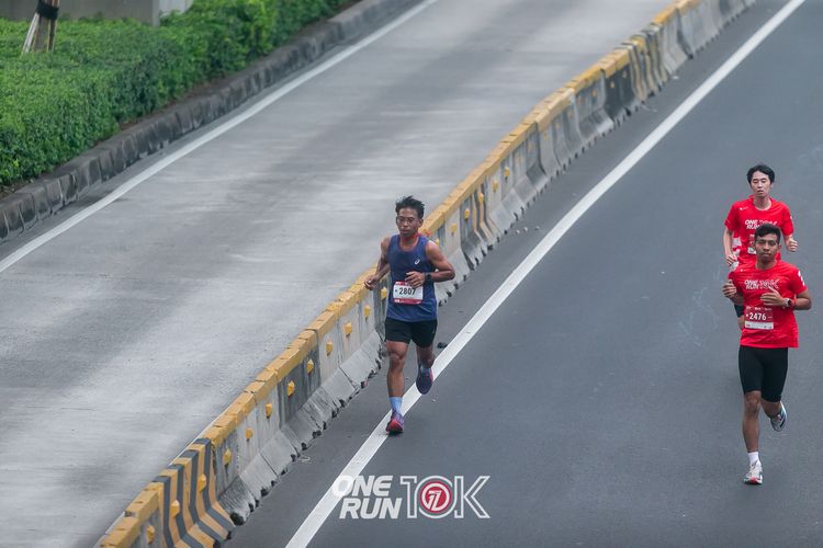 Race photo from ONE RUN 10K 2025