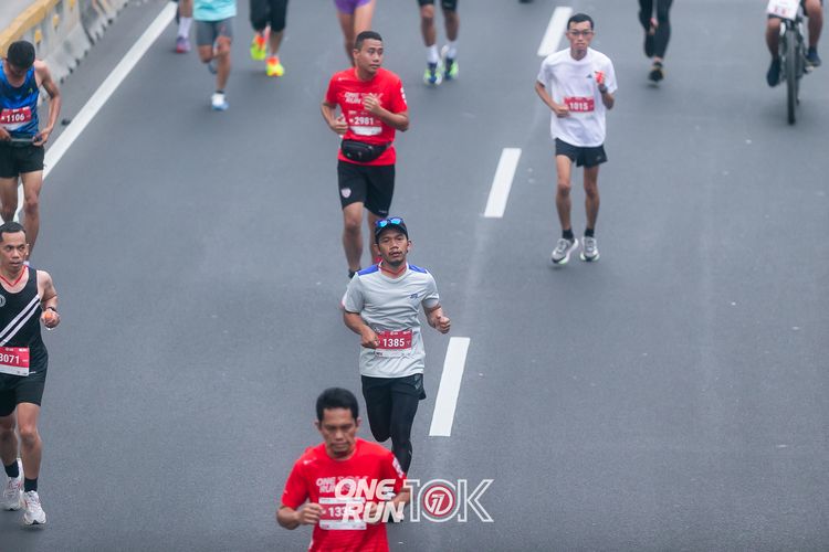 Race photo from ONE RUN 10K 2025