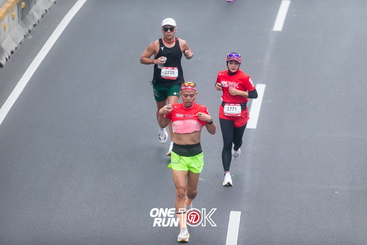 Race photo from ONE RUN 10K 2025