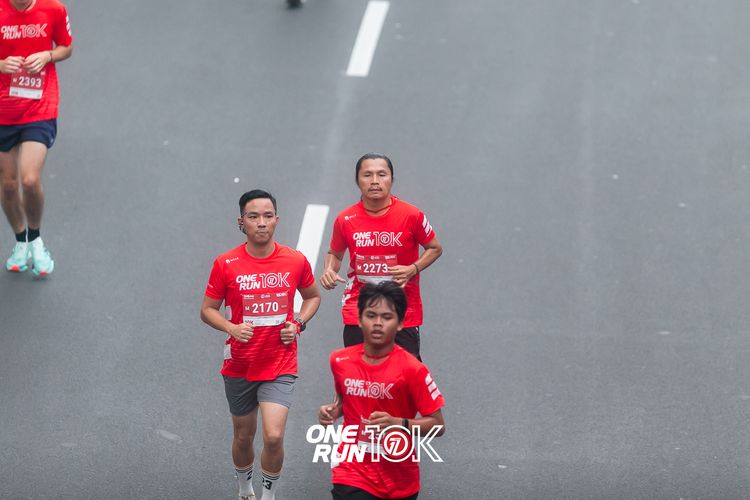 Race photo from ONE RUN 10K 2025