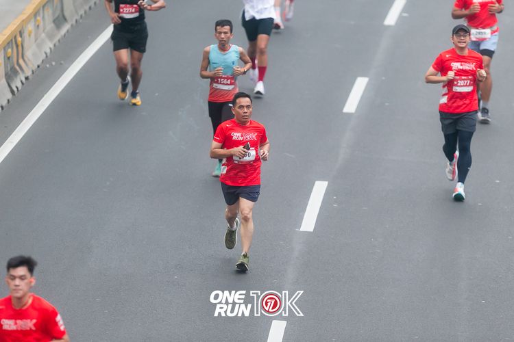 Race photo from ONE RUN 10K 2025