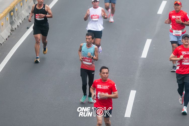 Race photo from ONE RUN 10K 2025