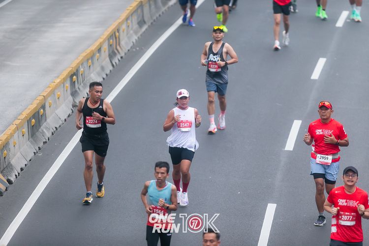 Race photo from ONE RUN 10K 2025