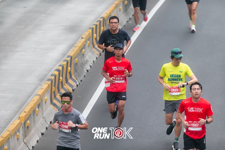 Race photo from ONE RUN 10K 2025