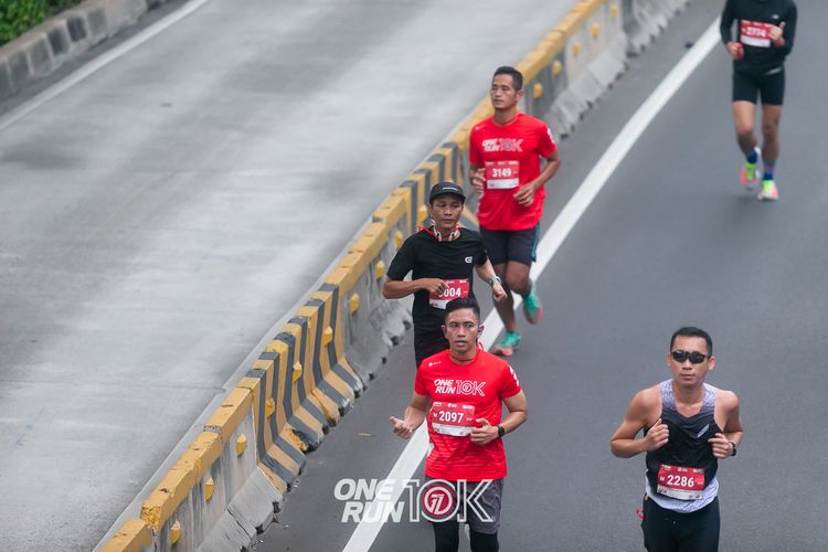 Race photo from ONE RUN 10K 2025