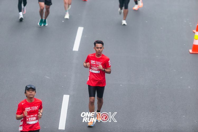 Race photo from ONE RUN 10K 2025