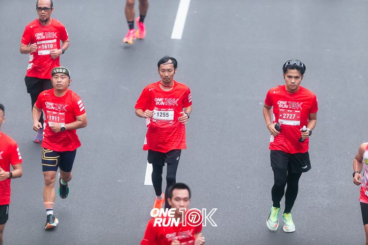 Race photo from ONE RUN 10K 2025