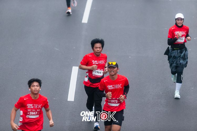 Race photo from ONE RUN 10K 2025