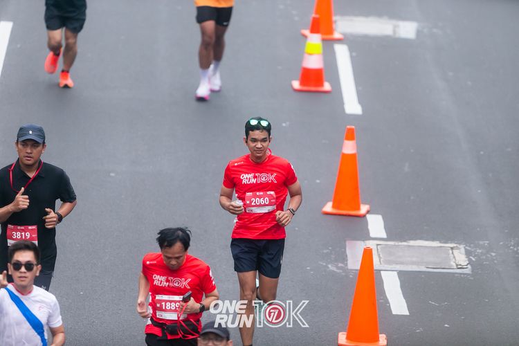 Race photo from ONE RUN 10K 2025