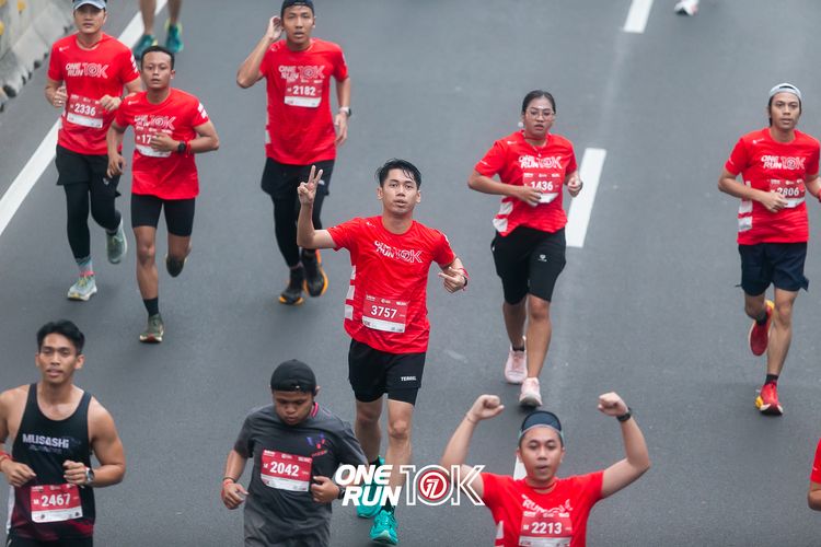 Race photo from ONE RUN 10K 2025