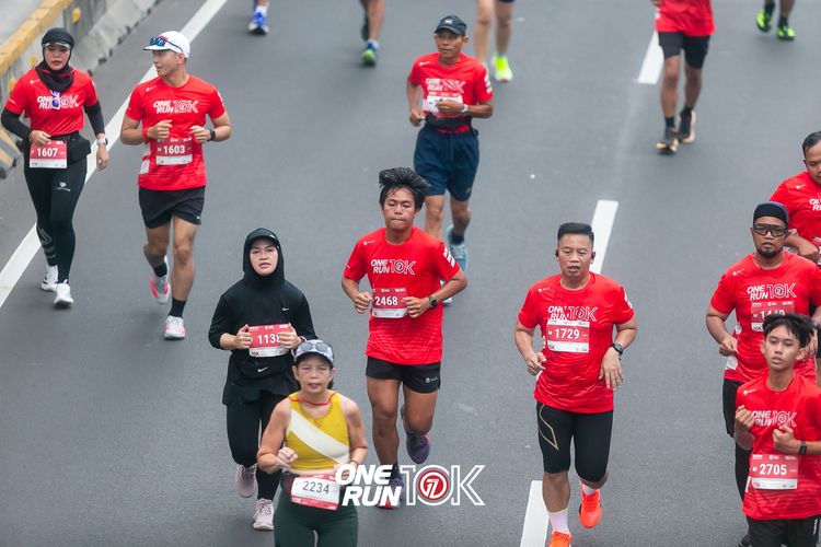 Race photo from ONE RUN 10K 2025
