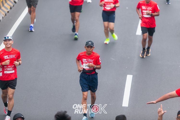 Race photo from ONE RUN 10K 2025