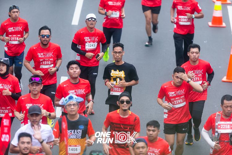 Race photo from ONE RUN 10K 2025