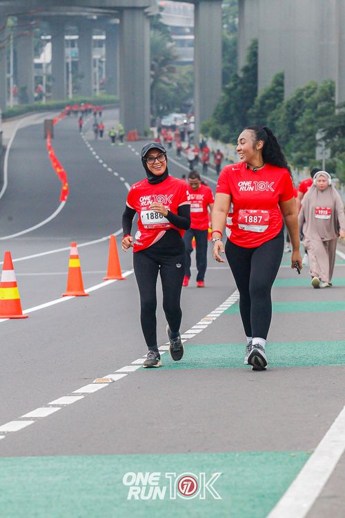 Race photo from ONE RUN 10K 2025