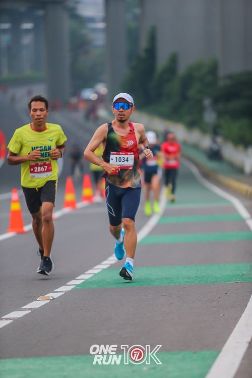Race photo from ONE RUN 10K 2025