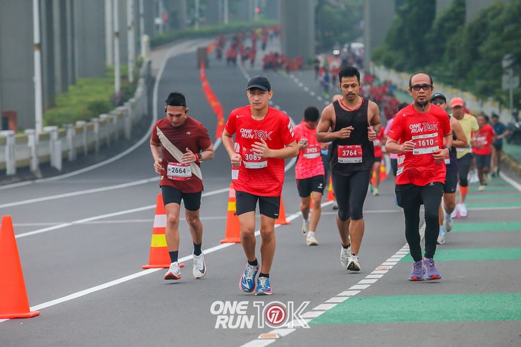 Race photo from ONE RUN 10K 2025