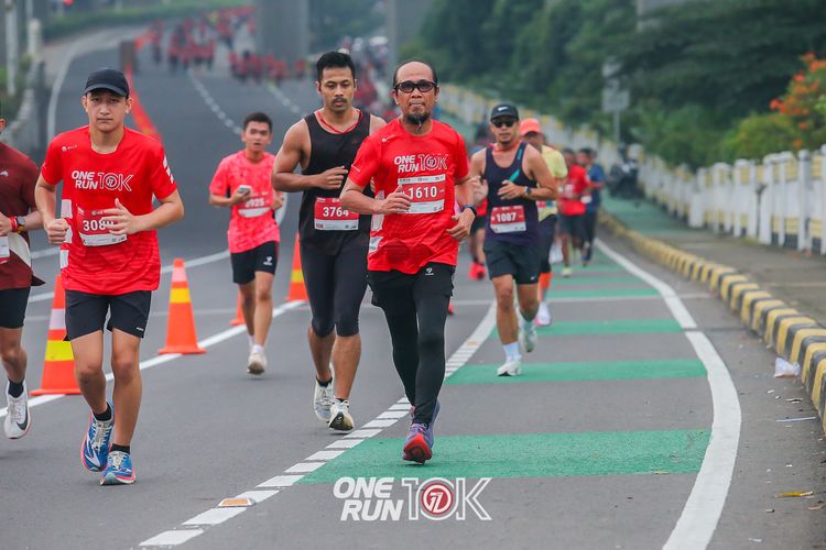 Race photo from ONE RUN 10K 2025