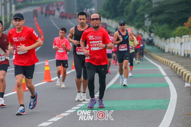 Race photo from ONE RUN 10K 2025