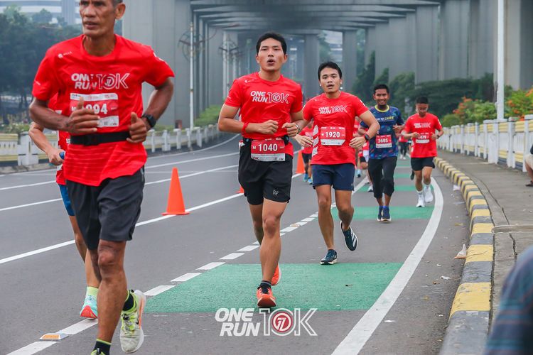 Race photo from ONE RUN 10K 2025