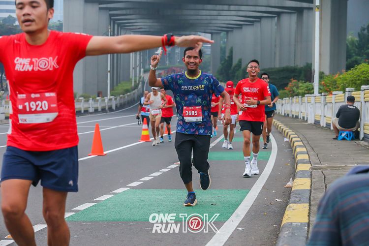 Race photo from ONE RUN 10K 2025