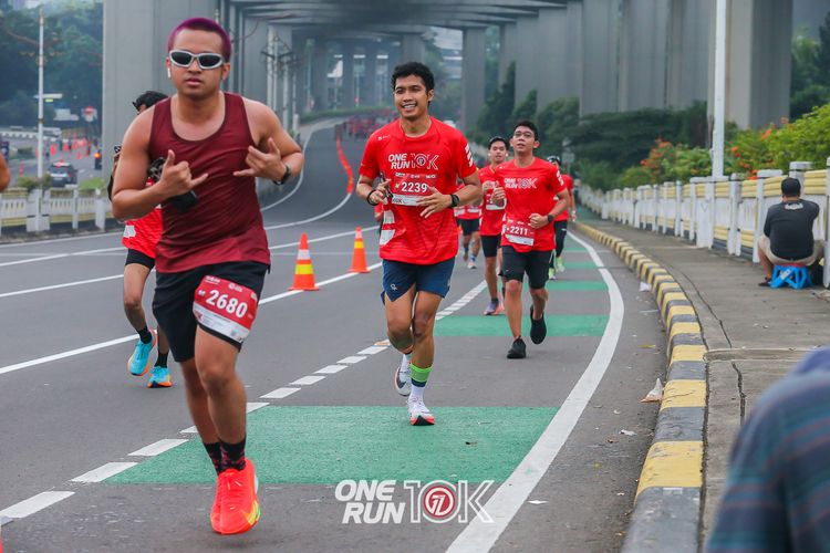 Race photo from ONE RUN 10K 2025