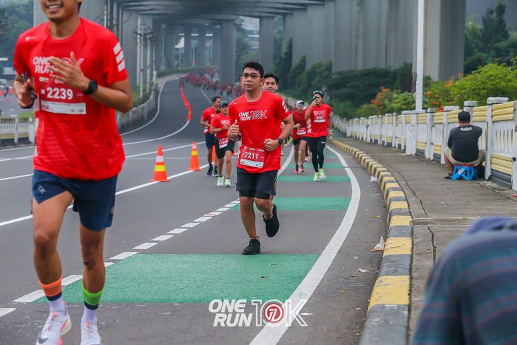 Race photo from ONE RUN 10K 2025